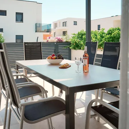 Ante 빌라 보디체